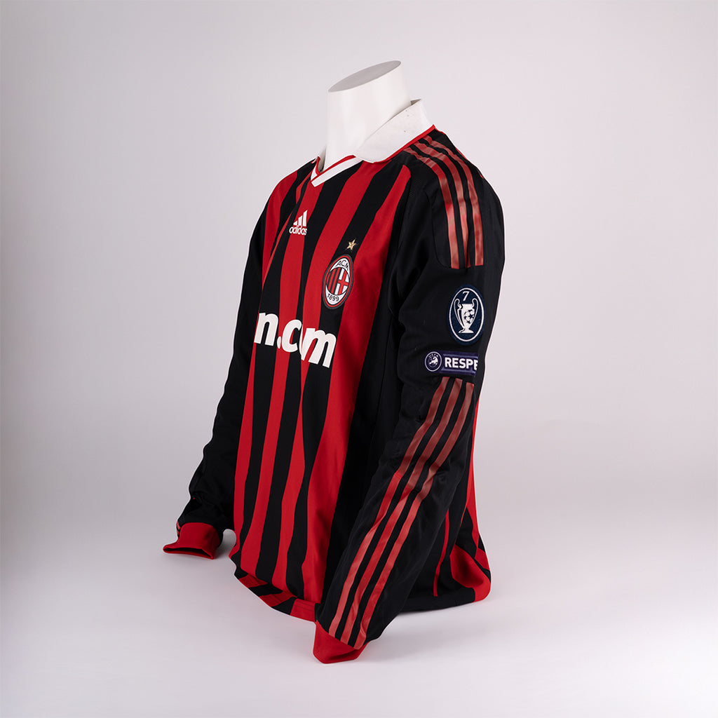 Ronaldinho – AC Milan 2009/2010 (indossato in partita – contro il Real Madrid)