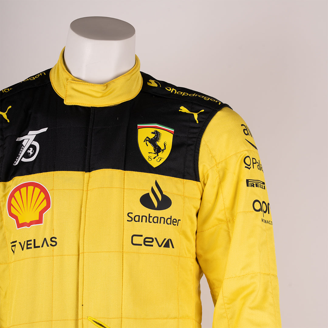 La tuta da gara di Charles Leclerc per il Gran Premio di Monza del 2022