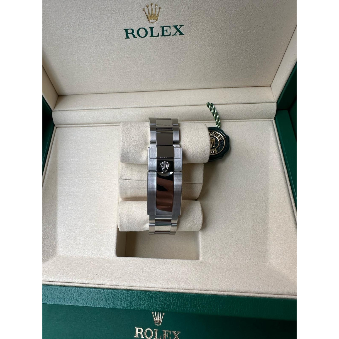 Rolex Cosmograph Daytona 126500LN “Panda” White Dial (2025)