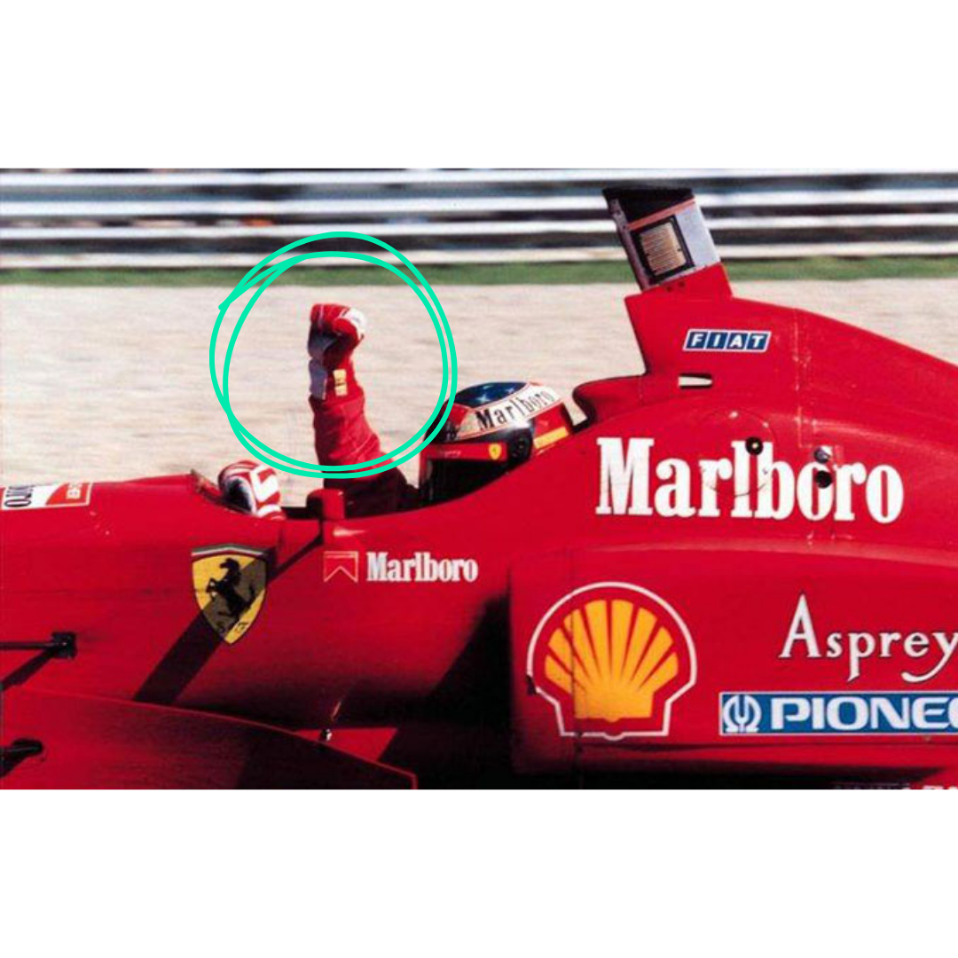 Guanti OMP indossati in gara firmati da Michael Schumacher (Ferrari, stagione 2000)