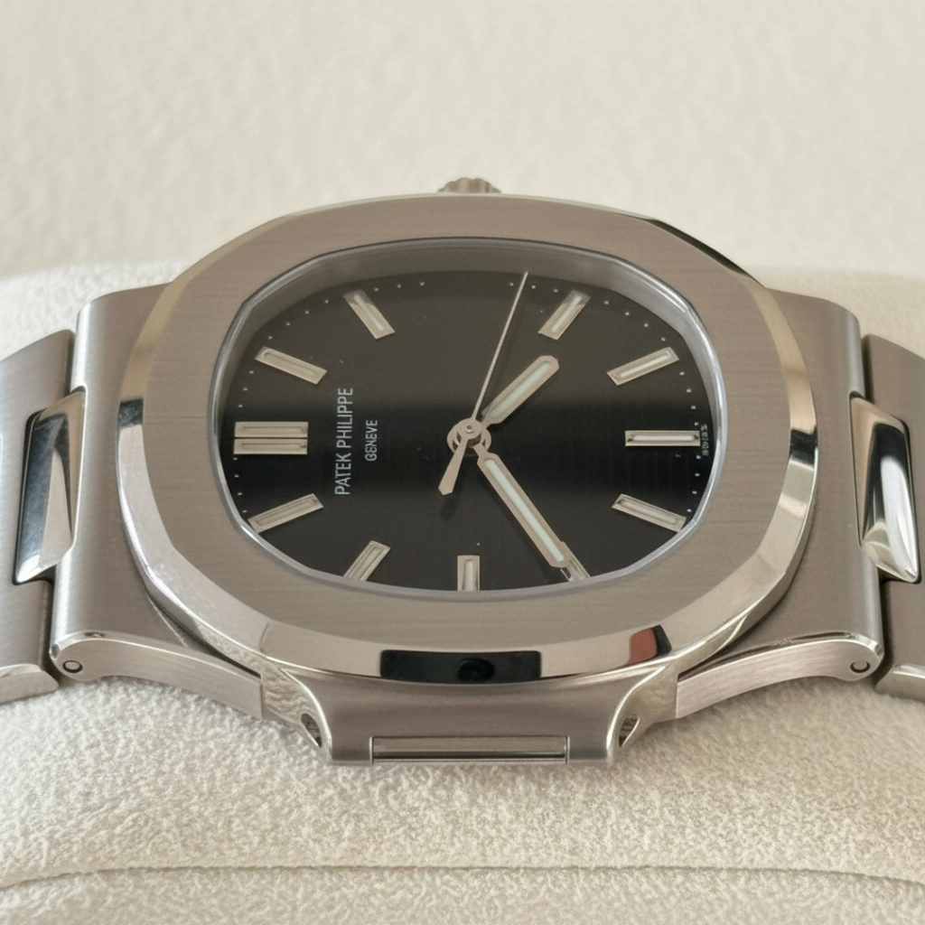 Patek Philippe Nautilus Chronograph 3711/1G