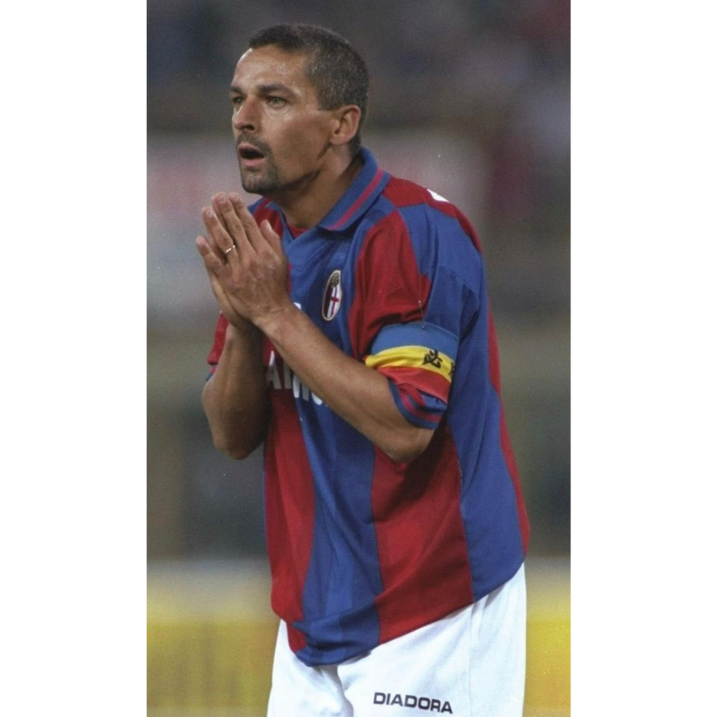 Roberto Baggio Signed Bologna FC Home Shirt (1997/1998)