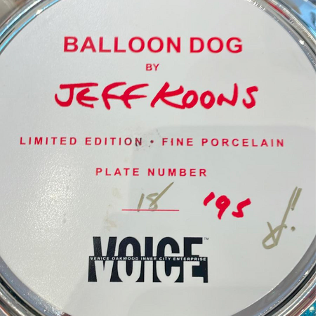 Jeff Koons - Red Balloon Dog
